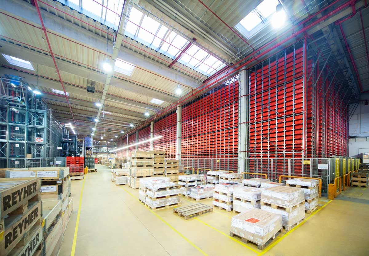 REYHER Logistikzentrum Innen - Automatisches Kleinteilelager